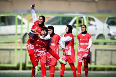 علت اسعفای سرمربی تیم فوتبال پرسپولیس چه بود؟