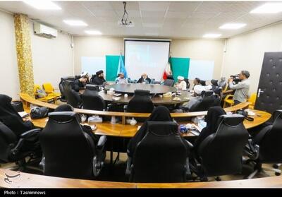 رونمایی از کتاب   پناه پدر  /جایگاه پدر در خانواده بازتعریف شود - تسنیم