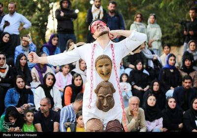 سی‌وششمین جشنواره تئاتر در کردستان کلید خورد - تسنیم
