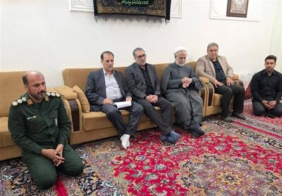 انجام بیش از 30 هزار دیدار با خانواده‌های شهدا و ایثارگران در کرمانشاه - تسنیم