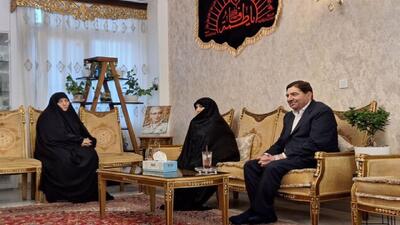 دیدار دستیار رهبر معظم انقلاب با خانواده شهید محمد باقری