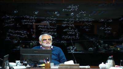 استاد نمونه‌ای که همیشه منتظر خمپاره بود