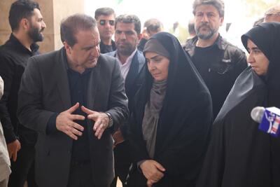 وزیر راه و شهرسازی:  توسعه ریلی ایلام در دستور کار است
