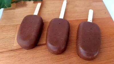 طرز تهیه بستنی کاکائویی خانگی ساده | زیر قیمت بازار کلی بستنی درست کنید + ویدئو