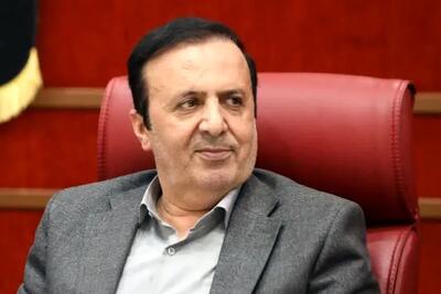هنوز آداب گفتگو را نمی‌دانیم / باید یاد بگیریم با هم صحبت کنیم