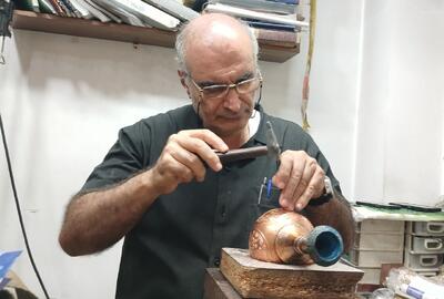استاد قلمزنی شیراز: هنرمندان گذشته شیراز، شاگرد پروری نکردند