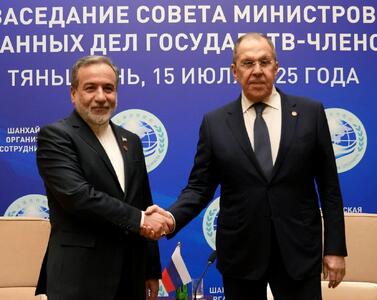 دیدار عراقچی و لاوروف در حاشیه نشست شانگهای
