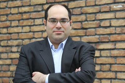 تاریخ، آینه‌ عبرت بیگانه‌ پرستان