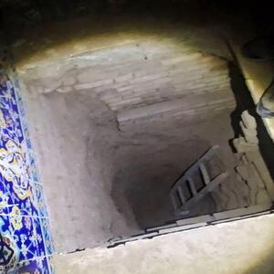 حفاری مخفیانه در امامزاده عبدالله چگونه ممکن شد؟