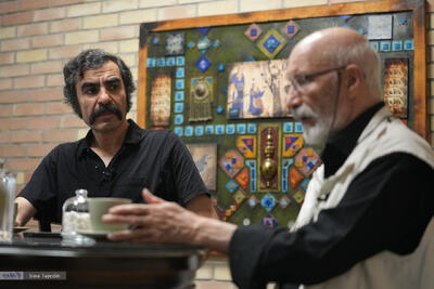 نمایشی که در آن من و تو، یکی هستیم