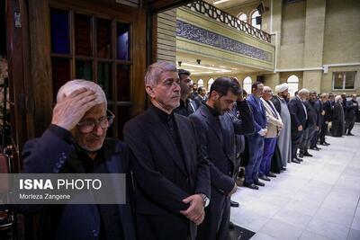 تصاویر پزشکیان و ظریف در ختم برادر علی طیب‌نیا