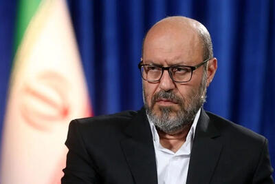 دیدگاه حسین دهقان درباره مذاکره و مقاومت در گرامیداشت شهدای نیروی قدس سپاه