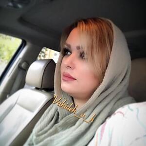 بیوگرافی کامل وحیده علی حسینی | زندگی شخصی , سبک تربیت فرزند , مسیر موفقیت + عکس - ویدائو مگ