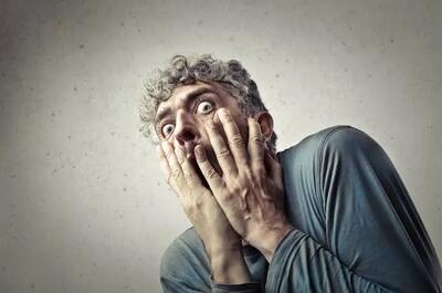 چرا با شنیدن هر صدای بلندی وحشت‌زده می‌شویم؟(+راه حل)