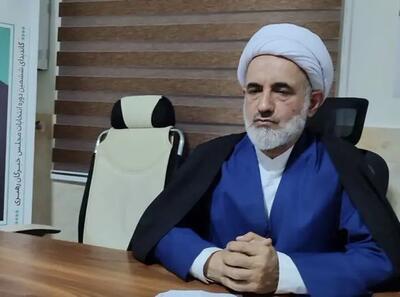 عضو مجلس خبرگان رهبری: کسانی که با کلیت نظام همراه نبودند در جنگ اطراف محور رهبری جمع شدند