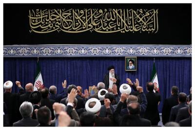 رهبر انقلاب: هم در میدان دیپلماسی، هم در میدان نظامی با دست پر وارد خواهیم شد+ فیلم