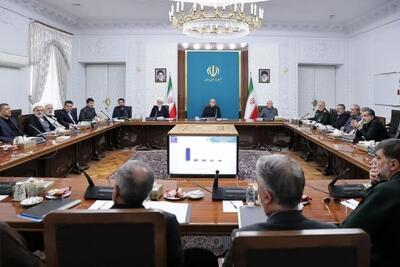پزشکیان: باید بررسی کنیم اهداف ترسیم‌شده در حوزه فضای مجازی تا چه میزان محقق شده‌اند/ مشکلات حوزه اقتصاد دیجیتال باید حل شود