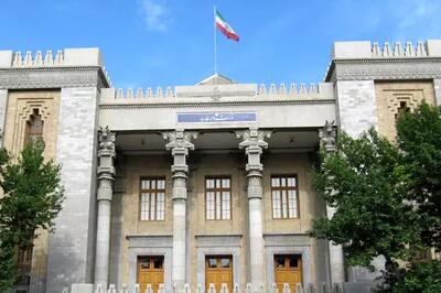 دستیار وزیر خارجه ایران در واکنش به ضرب الاجل تروئیکای اروپایی: راه حل دیپلماتیک برای عبور از اختلافات را ترجیح می‌دهیم / اگر دیپلماسی نتیجه نداد، آماده همه سناریوها هستیم