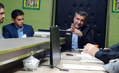 ساماندهی دستفروشان مرز مهران با اولویت بومی‌ها آغاز شد