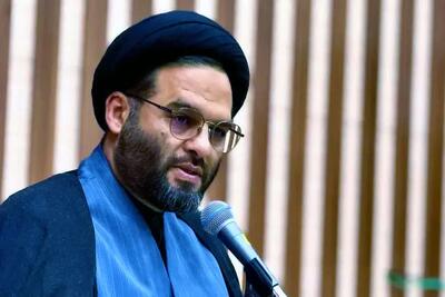تکلیف جامعه قرآنی ایستادگی در برابر دوقطبی‌سازی‌های مضر است