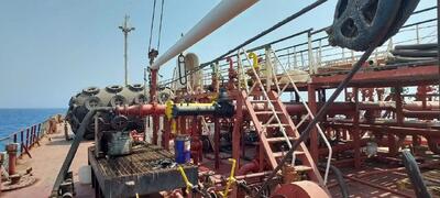 توقیف یک کشتی نفتکش خارجی به اتهام حمل ۲ میلیون لیتر سوخت قاچاق در دریای عمان
