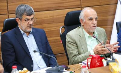 استاندار: ظرفیت‌های منطقه مکران، فرصت طلایی برای رشد صنعتی یزد است