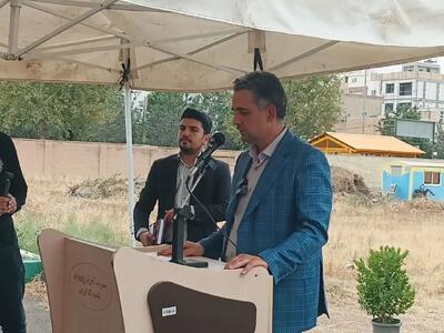 کلنگ ساخت دبیرستان ۲۴ کلاسه در قزوین به زمین زده شد