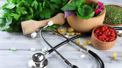 طب ایرانی همچنان در سایه