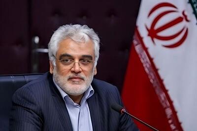 شهید طهرانچی امور مالی و اداری دانشگاه آزاد را ساماندهی کرد/ تمرکز بر تقویت درآمدزایی غیرشهریه‌ای
