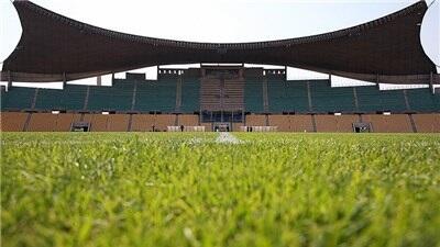 لیگ بدون آزادی! استقلال و پرسپولیس فعلاً در تختی بازی می‌کنند
