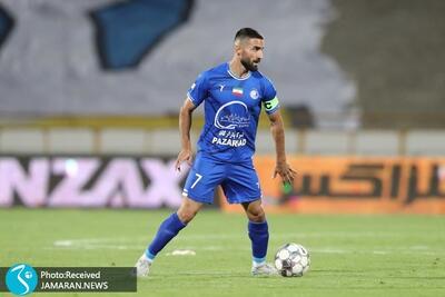 ماندن یا رفتن مهاجم استقلال مشروط به جلسه با ساپینتو
