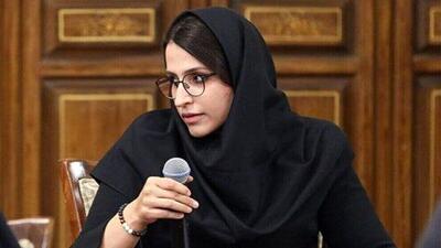 وکیل مطهره گونه‌ای، از آزادی او با وثیقه خبر داد 