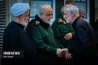 علی لاریجانی و زینب سلیمانی در مراسم بزرگداشت شهدای نیروی قدس سپاه