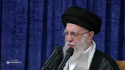 رهبر انقلاب: ملت ایران در جنگ کار بزرگی انجام داد