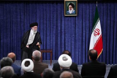 رهبر انقلاب: سانسورهای خبری برطرف شود مشخص خواهد شد ایران چه ضربه بزرگی به آمریکا وارد کرد/ ایران نه تنها از آمریکا نمی‌ترسد بلکه آن را می‌ترساند + فیلم