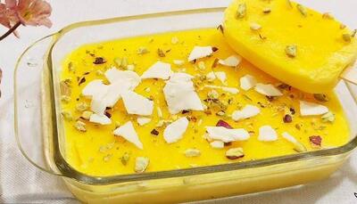 یک بستنی سنتی با طعم و عطر عالی