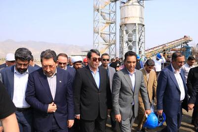 افتتاح بزرگترین کارخانه تیتانیوم کشور در کهنوج با سرمایه‌گذاری ۳ همت
