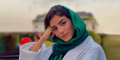 استایل تابستانی پردیس پورعابدینی با ترندی‌ترین رنگ این روزها - چی بپوشم