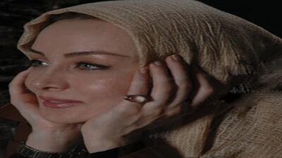 تصویر روز | تیپ واستایل جالب حدیث فولادوند به سبک زنان قشقایی | گلی شی