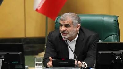 پیشنهاد ترمیم دستمزد کارگران با توجه به تورم و گرانی اجناس حرف درستی است؛ اما قانون وجود دارد