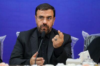 استاندار فارس: مصوبات شوراهای اداری نباید فراتر از توان واقعی کشور باشد