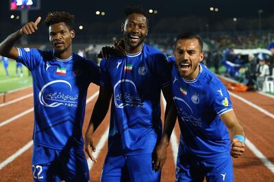 ستاره استقلال یک قدم تا پرسپولیسی شدن/  پرسپولیس شروط ستاره استقلال را پذیرفت