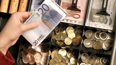پیش‌بینی جایگزینی یورو با دلار