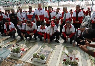 برگزاری مراسم بزرگداشت شهدای امدادگر جنگ 12 روزه - تسنیم