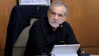 افتتاح کارخانه تینانیوم کهنوج/ رئیس جمهور: نزدیکی کارخانه و معادن به خلیج فارس مزیت خوبی است
