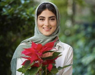 نگاه روز | نورپردازی جذاب کتابخانه پردیس پورعابدینی / فضایی دلنشین برای مطالعه و تفکر