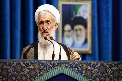 انتقاد از حضور صدیقی در نماز جمعه؛ در خطبه اول در باب تربیت فرزند سخن بگوید | رویداد24