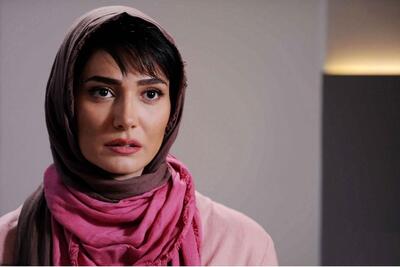 ژست عجیب مینا وحید بازیگر زن محبوب در کنار حیوان‌خانگی‌اش! + عکس و بیوگرافی