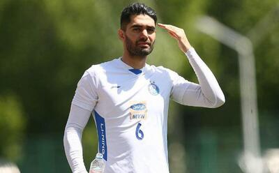 جذب علی کریمی برای استقلال ۱۲۰ میلیارد تومان آب می‌خورد