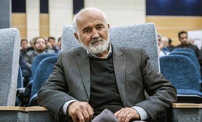 سکته قلبی احمد توکلی / بستری در بخش مراقبت های ویژه